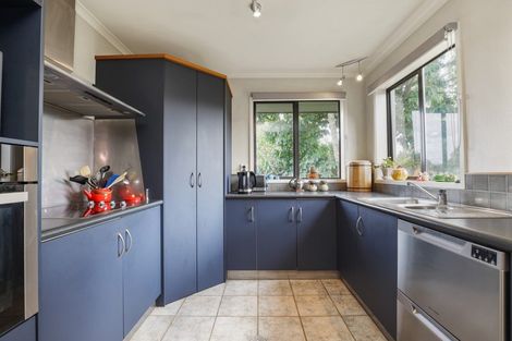 Photo of property in 1 Fencourt Place, Rototuna North, Hamilton, 3210