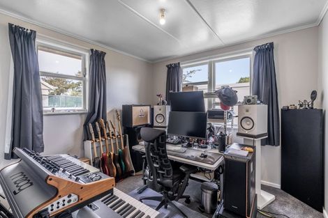 Photo of property in 52 Conway Crescent, Glengarry, Invercargill, 9810