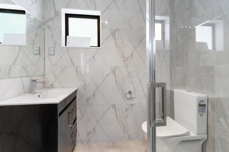 Photo of property in 18b Calvert Avenue, Mangere East, Auckland, 2024