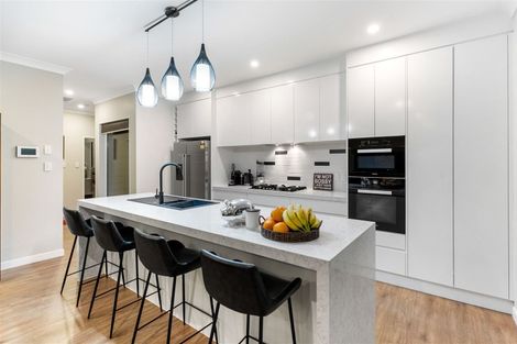 Photo of property in 30 Bounty Road, Long Bay, Auckland, 0630