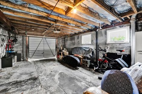 Photo of property in 90 Bayly Road, Blagdon, New Plymouth, 4310