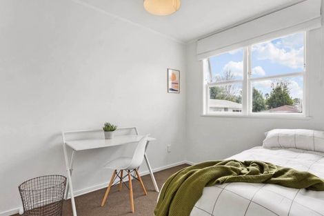 Photo of property in 75a Vandeleur Avenue, Birkdale, Auckland, 0626