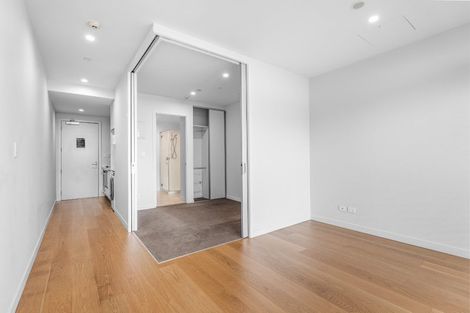 Photo of property in Frank Sargeson Apts, 406/74 Anzac Street, Takapuna, Auckland, 0622