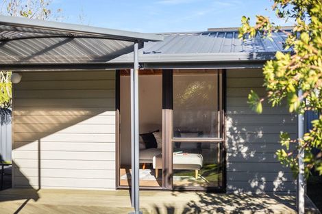 Photo of property in 2/27 Tama Street, Alicetown, Lower Hutt, 5010