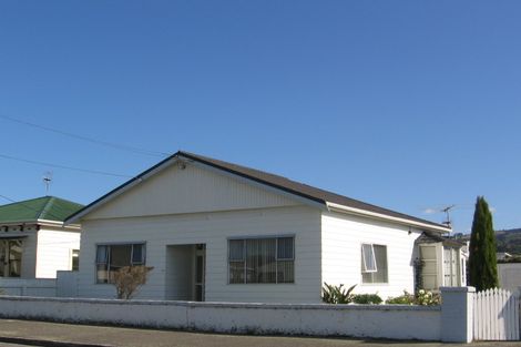 Photo of property in 27 Plunket Avenue, Petone, Lower Hutt, 5012