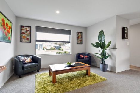 Photo of property in 44 Beachvale Drive, Kaiapoi, 7630