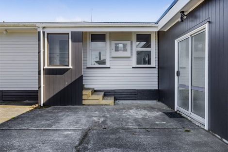 Photo of property in 41 Camberwell Road, Hawera, 4610