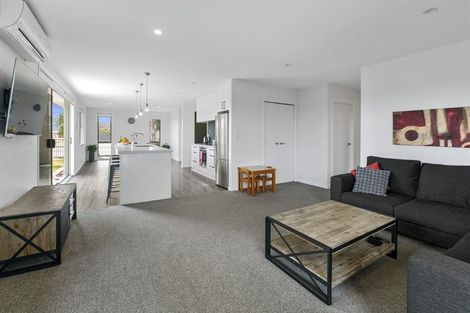 Photo of property in 120 The Boulevard, Papamoa Beach, Papamoa, 3118