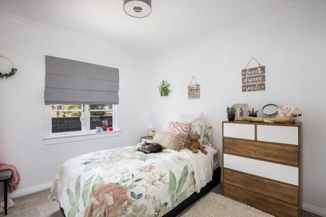 Photo of property in 3 Roto Street, Westown, New Plymouth, 4310