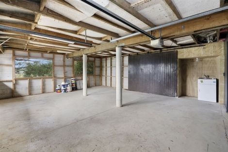 Photo of property in 1075 Dyers Pass Road, Governors Bay, Lyttelton, 8971