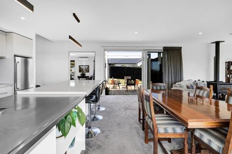 Photo of property in 5d Vardon Way, Waiwhakaiho, New Plymouth, 4312