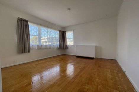 Photo of property in 108 Tirimoana Road, Te Atatu South, Auckland, 0602