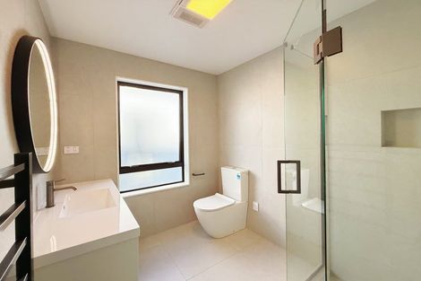 Photo of property in 13b Dominion Street, Takapuna, Auckland, 0622