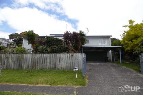Photo of property in 4 Carillon Place, Massey, Auckland, 0614