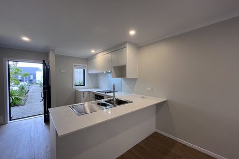 Photo of property in 11/125b Metcalfe Road, Ranui, Auckland, 0612
