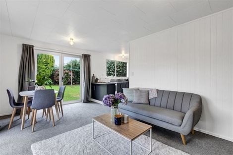 Photo of property in 2/18 Culzean Grove, Bell Block, New Plymouth, 4312