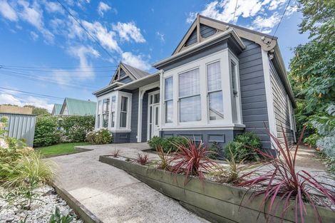 Photo of property in 24 Neidpath Road, Mornington, Dunedin, 9011
