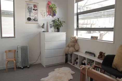 Photo of property in 7/24 Princess Terrace, Newtown, Wellington, 6021