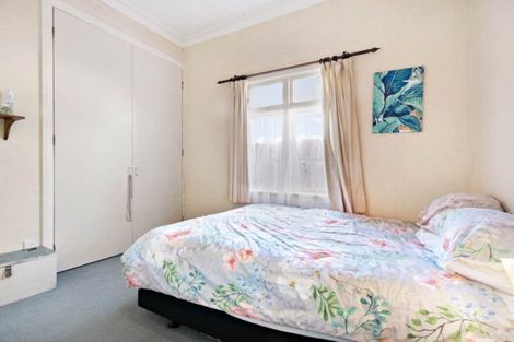 Photo of property in 10 Quest Terrace, Mount Roskill, Auckland, 1041