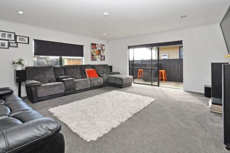 Photo of property in 7 Mandalay Place, Waiuku, 2123