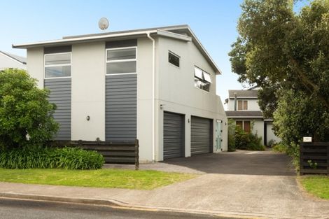 Photo of property in 131 Karewa Parade, Papamoa Beach, Papamoa, 3118