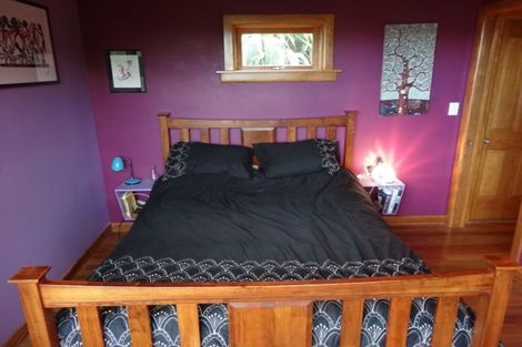 Photo of property in 57 Hawkhurst Road, Lyttelton, 8082