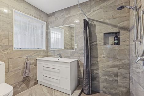 Photo of property in 47 Hewitts Road, Woodend, 7610