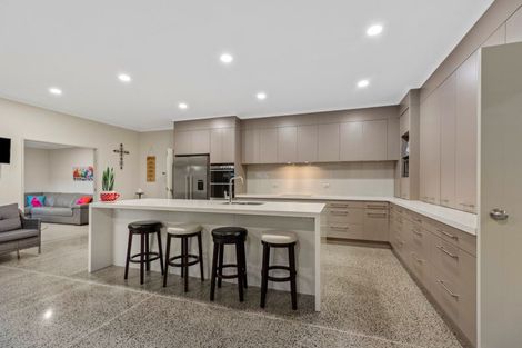 Photo of property in 165 Gravatt Road, Papamoa Beach, Papamoa, 3118