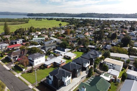 Photo of property in 7c Wellesley Road, Mangere Bridge, Auckland, 2022