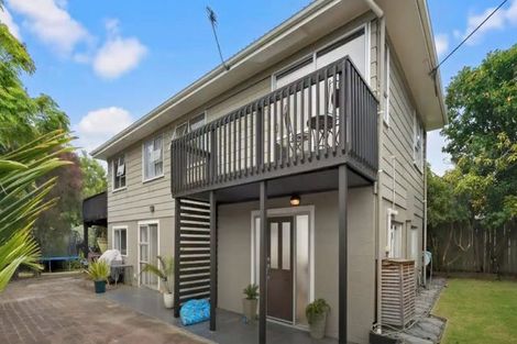 Photo of property in 38 Beach Road, Te Atatu Peninsula, Auckland, 0610