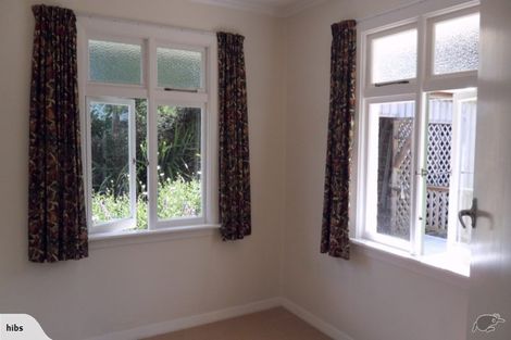 Photo of property in 16a Mclelland Street, Macandrew Bay, Dunedin, 9014