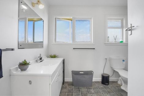 Photo of property in 13 Wycola Avenue, Hei Hei, Christchurch, 8042