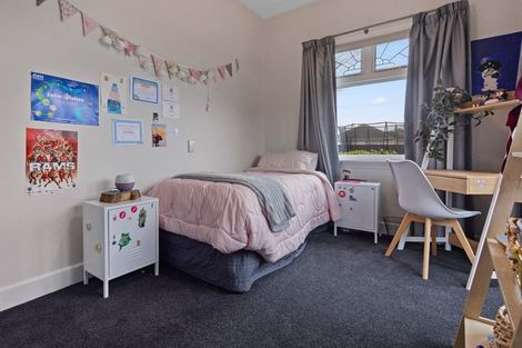 Photo of property in 1/53 Aorangi Road, Bryndwr, Christchurch, 8053