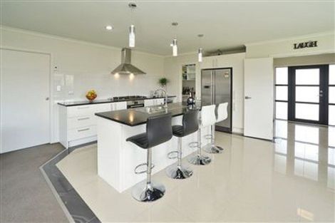 Photo of property in 14 Piwakawaka Court, Rototuna North, Hamilton, 3210