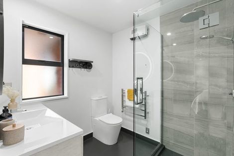 Photo of property in 2 Burbank Drive, Aidanfield, Christchurch, 8025