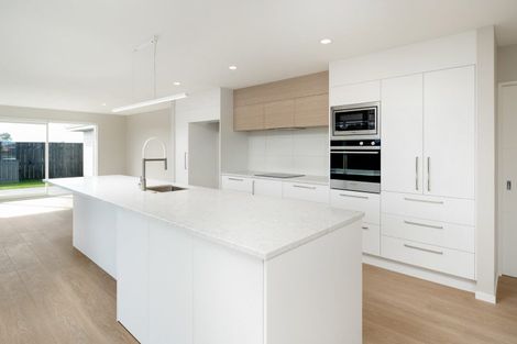 Photo of property in 14 Whitehall Drive, Springlands, Blenheim, 7201