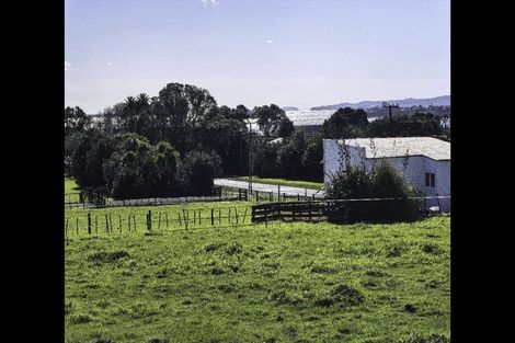 Photo of property in 252 Clifton Road, Whitford, Howick, 2571