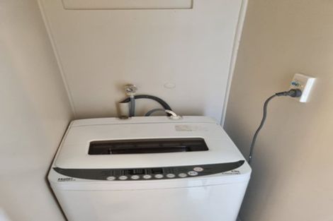 Photo of property in Churchill Flats, 213 The Terrace, Wellington Central, Wellington, 6011