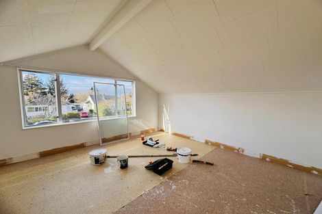 Photo of property in 42 Ihle Street, Terrace End, Palmerston North, 4410