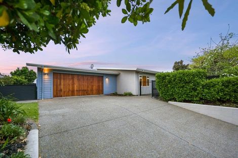 Photo of property in 21 Norfolk Drive, Cambridge, 3434