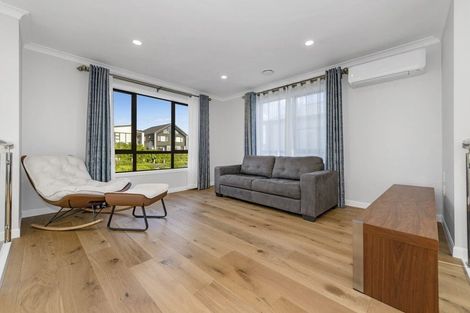 Photo of property in 90 Longhorn Drive, Flat Bush, Auckland, 2019