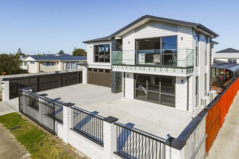 Photo of property in 10a John Street, Mangere East, Auckland, 2024