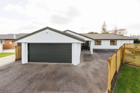 Photo of property in 7 Celtic Court, Roslyn, Palmerston North, 4414