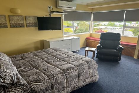 Photo of property in 48a Queens Road, Glen Avon, New Plymouth, 4312