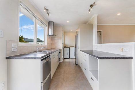 Photo of property in 24 Weza Lane, Kumeu, 0810