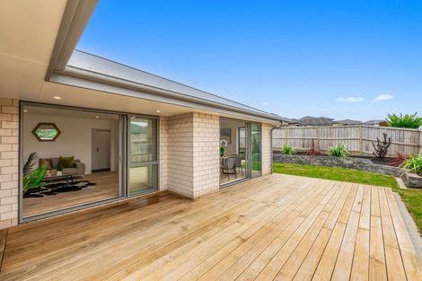 Photo of property in 21 Peter Bourne Drive, Pokeno, 2402