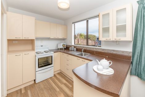 Photo of property in 1/20 Kirsten Place, Parklands, Christchurch, 8083