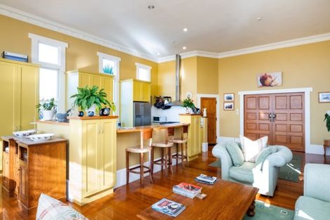 Photo of property in Mchardy Homestead, 11 Bracken Street, Hospital Hill, Napier, 4110