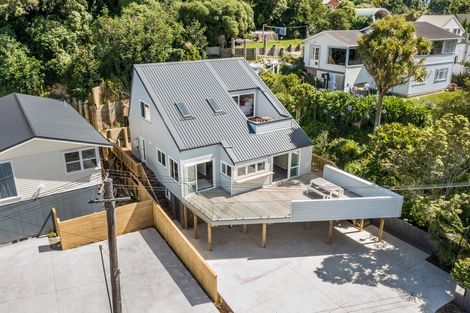 Photo of property in 156 Paremata Road, Paremata, Porirua, 5024