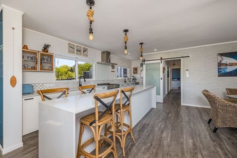 Photo of property in 6 Brumby Lane, Russell, 0272